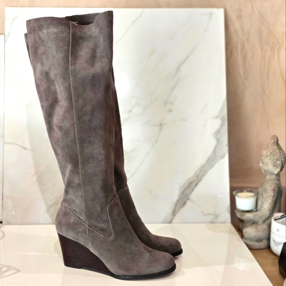 SOLE SOCIETY Gray Suede Knee-High Wedge Boots Size 10